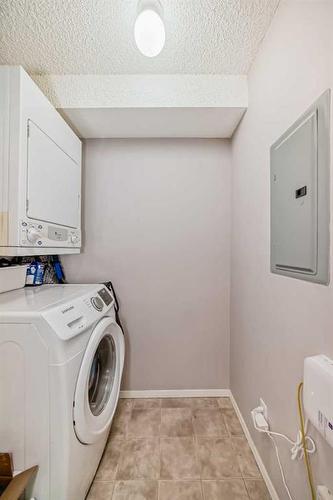 3204-16320 24 Street Sw, Calgary, AB - Indoor Photo Showing Laundry Room