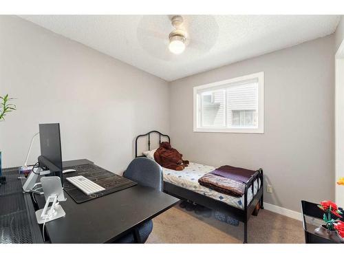 16 Whiteram Mews Ne, Calgary, AB - Indoor Photo Showing Bedroom