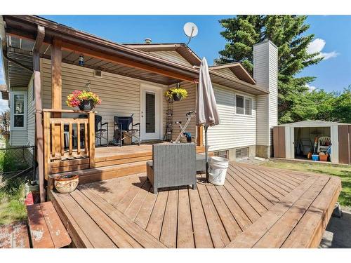 16 Whiteram Mews Ne, Calgary, AB - Outdoor With Deck Patio Veranda With Exterior