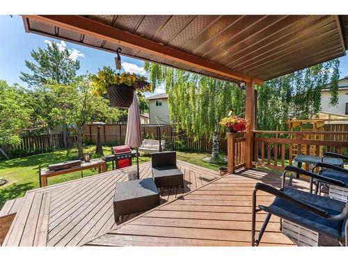 16 Whiteram Mews Ne, Calgary, AB - Outdoor With Deck Patio Veranda With Exterior