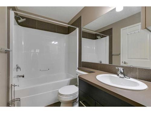 2405-175 Panatella Hill Nw, Calgary, AB - Indoor Photo Showing Bathroom