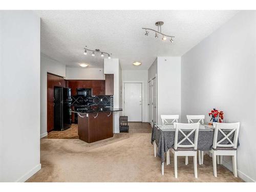 1507-8880 Horton Road Sw, Calgary, AB - Indoor