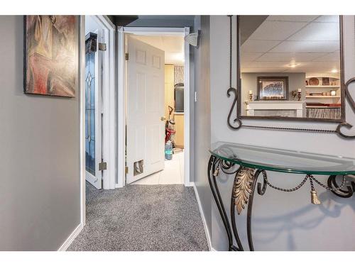 1809 18 Avenue Nw, Calgary, AB - Indoor Photo Showing Other Room