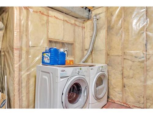 728 Whitehill Way Ne, Calgary, AB - Indoor Photo Showing Laundry Room