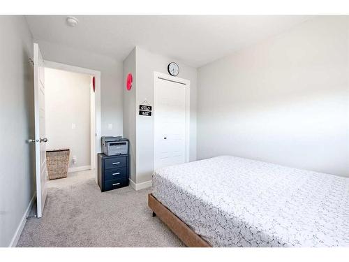 147 Corner Meadows Grove, Calgary, AB - Indoor Photo Showing Bedroom