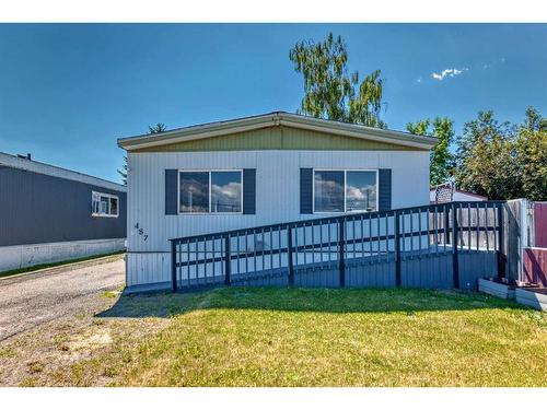 487-3223 83 Street Nw, Calgary, AB 