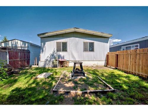 487-3223 83 Street Nw, Calgary, AB 