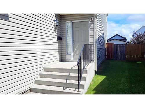 226 Copperfield Boulevard Se, Calgary, AB - Outdoor