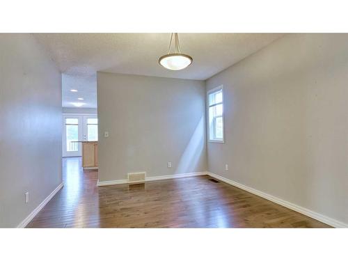 226 Copperfield Boulevard Se, Calgary, AB - Indoor Photo Showing Other Room