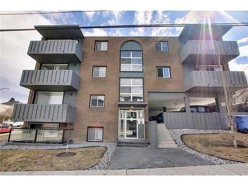 102-1709 19 Avenue Sw, Calgary, AB - Outdoor With Balcony