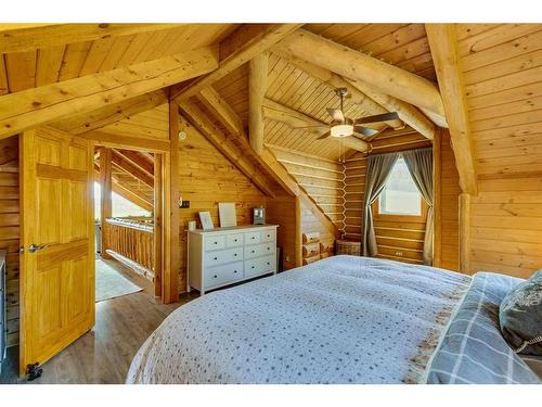 210210 274 Avenue West, Rural Foothills County, AB - Indoor Photo Showing Bedroom