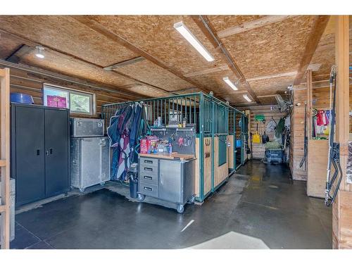 210210 274 Avenue West, Rural Foothills County, AB - Indoor Photo Showing Garage