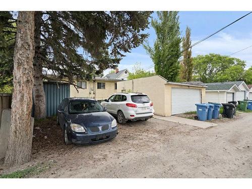 233 18 Avenue Ne, Calgary, AB - Outdoor