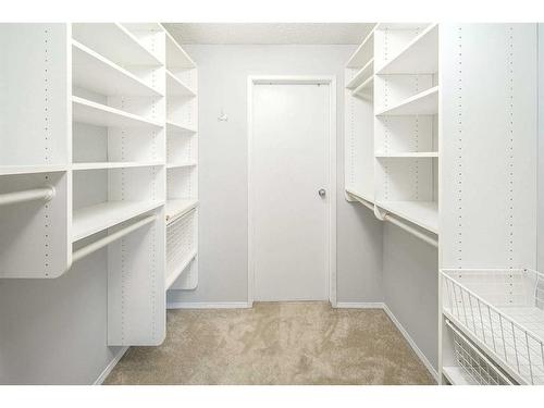 310-545 18 Avenue Sw, Calgary, AB - Indoor With Storage