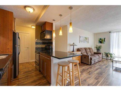 407-515 57 Avenue Sw, Calgary, AB - Indoor