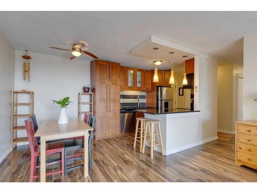 407-515 57 Avenue Sw, Calgary, AB - Indoor Photo Showing Dining Room