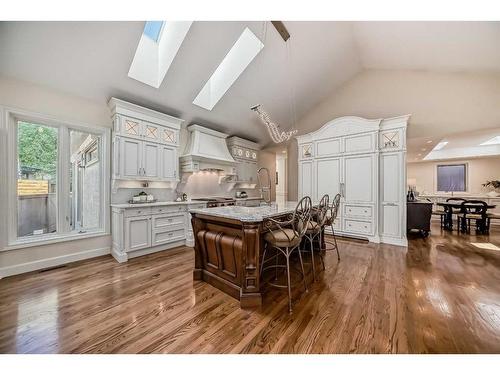 1122 Talon Avenue Sw, Calgary, AB - Indoor Photo Showing Dining Room