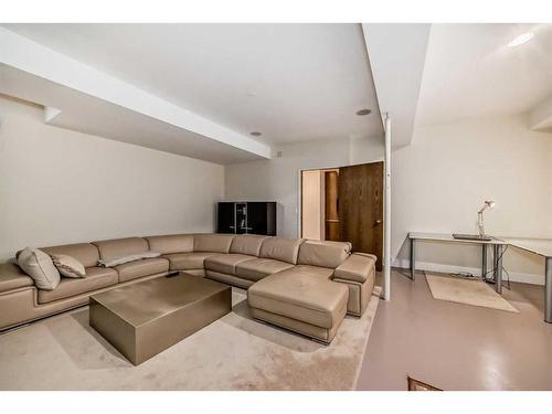 1122 Talon Avenue Sw, Calgary, AB - Indoor Photo Showing Living Room