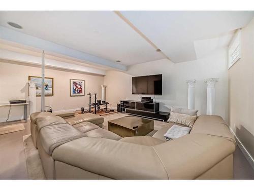 1122 Talon Avenue Sw, Calgary, AB - Indoor Photo Showing Living Room