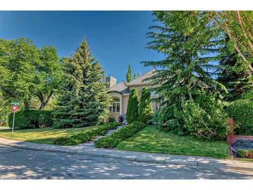 1122 Talon Avenue Sw, Calgary, AB - Outdoor With View