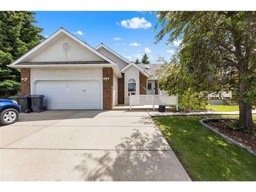 5511 Shannon Drive, Olds, AB - Outdoor