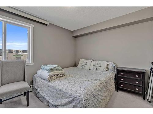 1310-4641 128 Avenue Ne, Calgary, AB - Indoor Photo Showing Bedroom