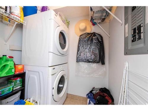 4202-1620 70 Street, Calgary, AB - Indoor Photo Showing Laundry Room