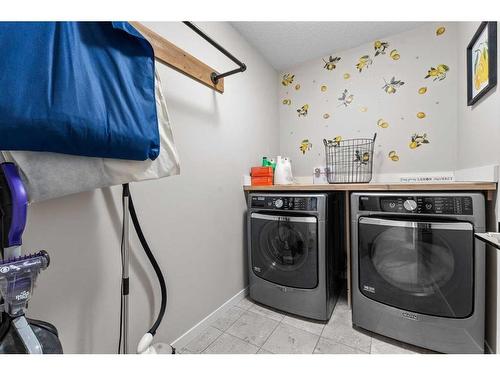 165 Ranch Road, Okotoks, AB - Indoor Photo Showing Laundry Room