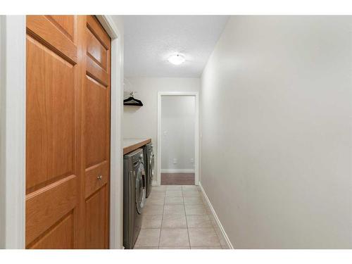 147-5417 Highway 579, Rural Mountain View County, AB - Indoor Photo Showing Laundry Room