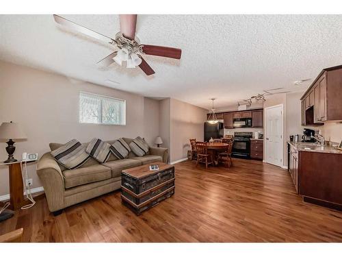 231 Prestwick Landing Se, Calgary, AB - Indoor Photo Showing Other Room