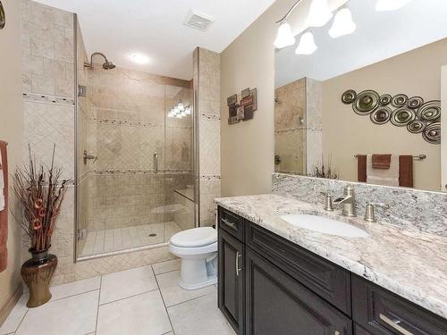 1628 25 Avenue, Didsbury, AB - Indoor Photo Showing Bathroom