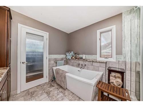 8016 7 Street Sw, Calgary, AB - Indoor With Storage