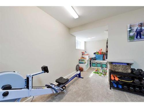 162-6915 Ranchview Drive Nw, Calgary, AB - Indoor Photo Showing Gym Room