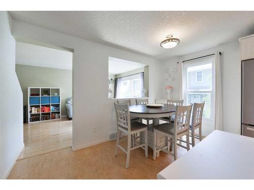 162-6915 Ranchview Drive Nw, Calgary, AB - Indoor Photo Showing Dining Room
