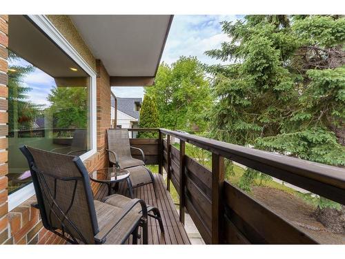 1014 & 1014A 19 Avenue Nw, Calgary, AB - Outdoor With Exterior