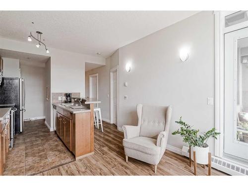 420-990 Centre Avenue Ne, Calgary, AB - Indoor