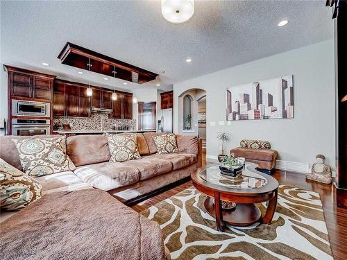 20 Sage Meadows Circle Nw, Calgary, AB - Indoor Photo Showing Living Room