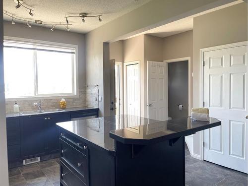 20 Covehaven Crescent Ne, Calgary, AB - Indoor Photo Showing Kitchen