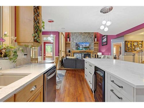 393 Banister Drive, Okotoks, AB - Indoor Photo Showing Kitchen