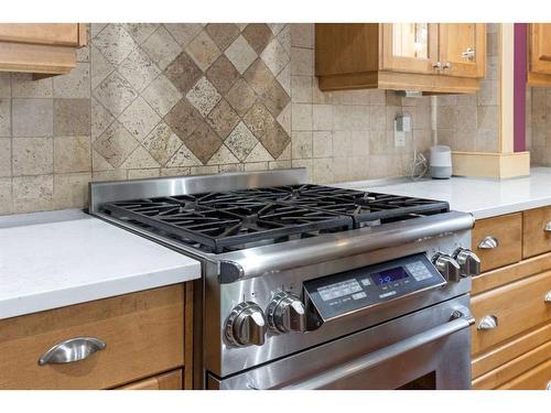 393 Banister Drive, Okotoks, AB - Indoor Photo Showing Kitchen