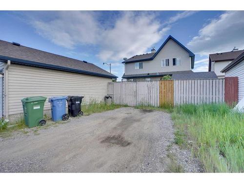 347 Elgin View Se, Calgary, AB - Outdoor