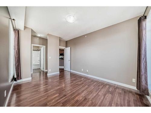 314-15304 Bannister Road Se, Calgary, AB - Indoor Photo Showing Other Room