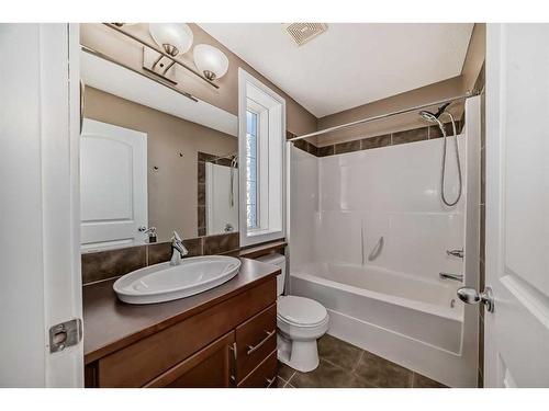 314-15304 Bannister Road Se, Calgary, AB - Indoor Photo Showing Bathroom