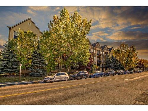 314-15304 Bannister Road Se, Calgary, AB - Outdoor