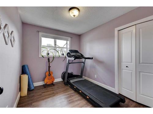243 Flett Drive Ne, Airdrie, AB - Indoor Photo Showing Gym Room