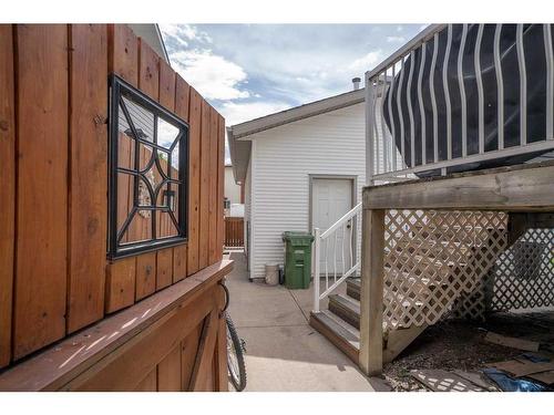 243 Flett Drive Ne, Airdrie, AB - Outdoor With Exterior