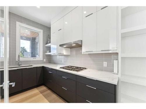 5507 Buckboard Road Nw, Calgary, AB - Indoor Photo Showing Kitchen With Upgraded Kitchen