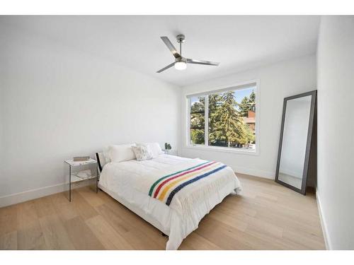 5507 Buckboard Road Nw, Calgary, AB - Indoor Photo Showing Bedroom