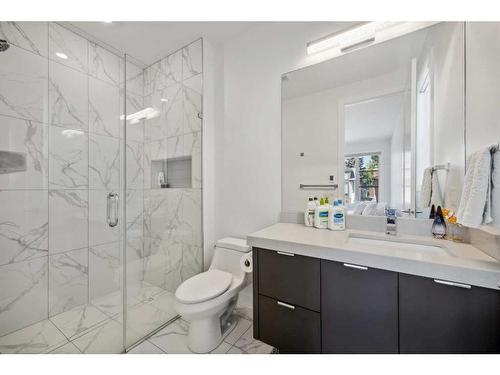 5507 Buckboard Road Nw, Calgary, AB - Indoor Photo Showing Bathroom