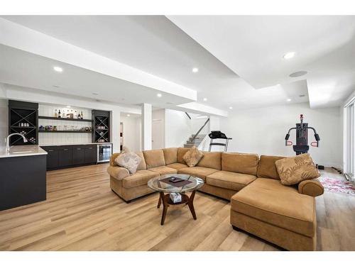 5507 Buckboard Road Nw, Calgary, AB - Indoor Photo Showing Living Room